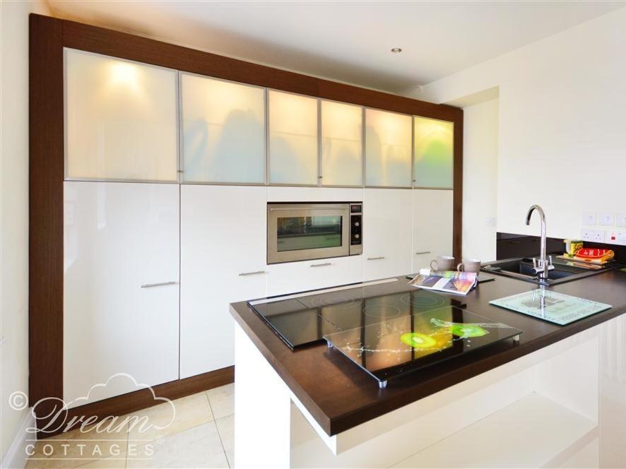 Azure Apartment Weymouth Exterior foto